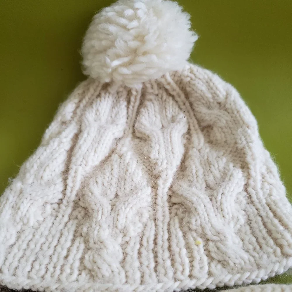 GIRL'S HAT AND SNOOD, WOOL, HANDMADE, 5-7 …